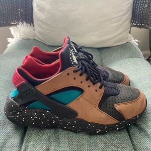 Air Huarache Light British Tan Geode Green/ Teal (2022)